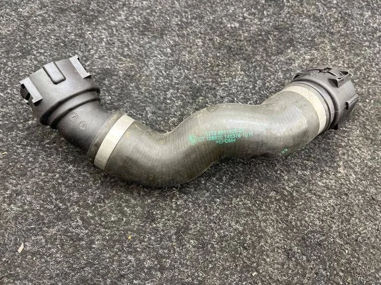 Engine coolant pipe/hose 8511928