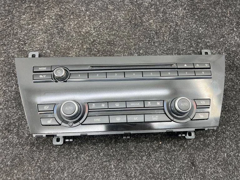 Climate control unit 9352773