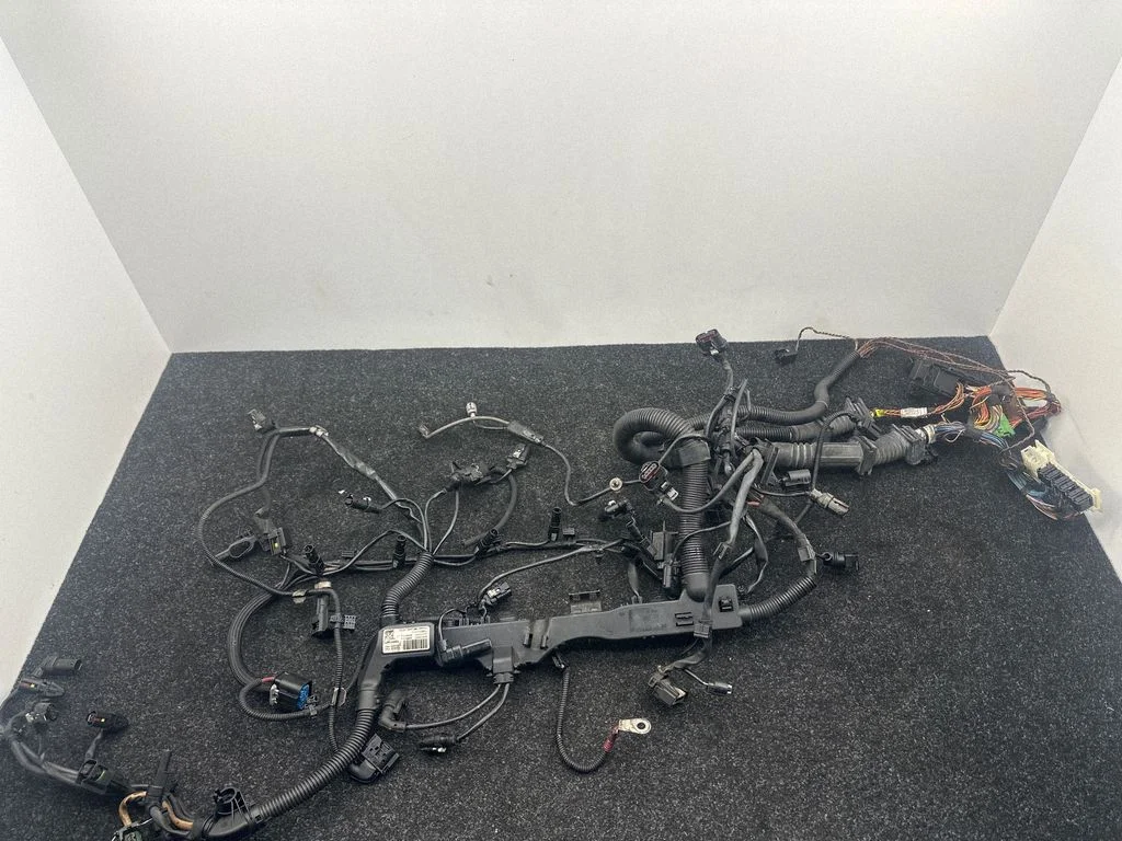 Mootori juhtmestik 8514566