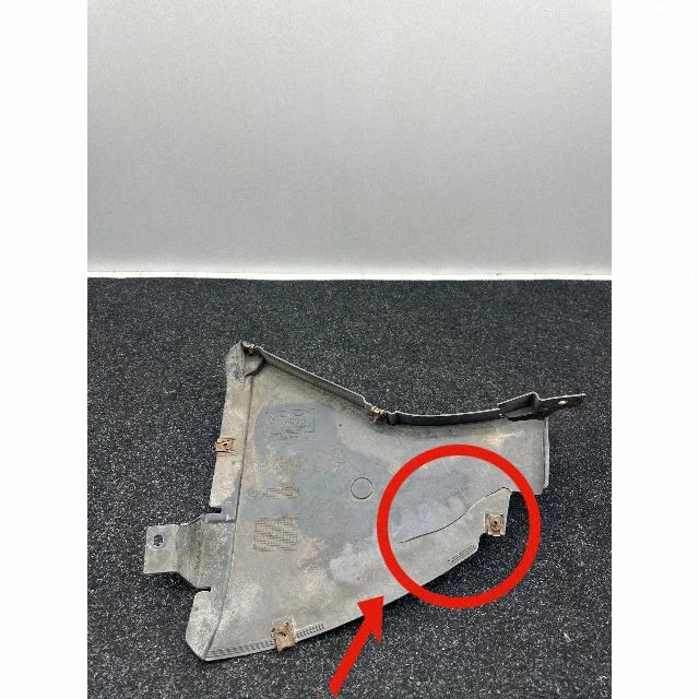 Front wheel arch liner splash guards 8045195