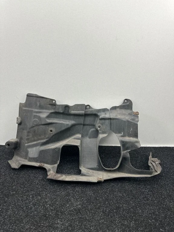 Front underbody cover/under tray 7185169