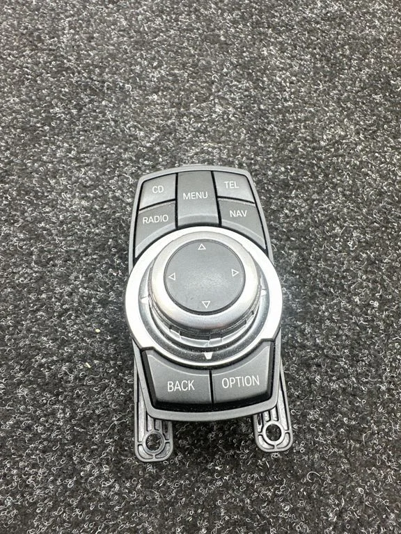 Head unit multimedia control – BMW 5 Series F10 F11 (2009-2016)