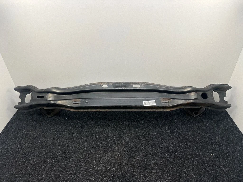 Tagumise kaitseraua põikitala – BMW 4-seeria F36 Gran coupe (2017-)
