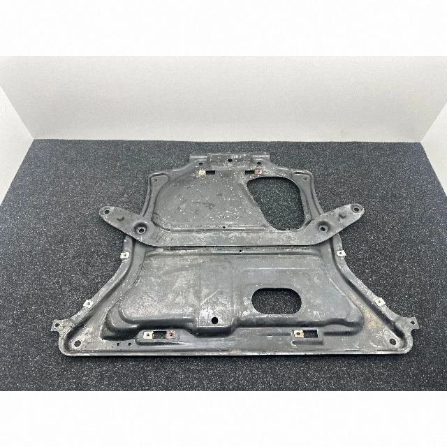 Engine splash shield/under tray 6860952