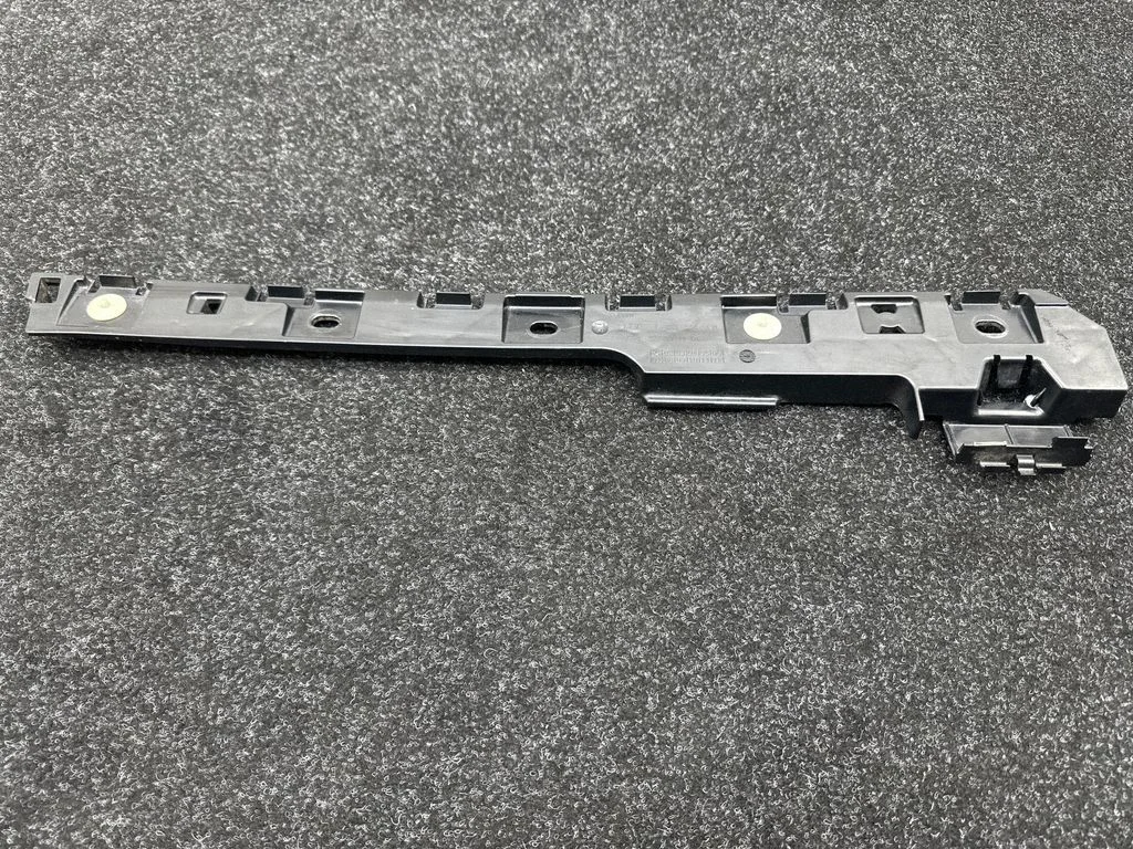 Sill supporting ledge 7223084