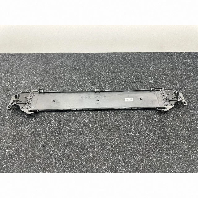 Radiator support slam panel bracket – BMW 6 Series F12 F13 (2010-2018)