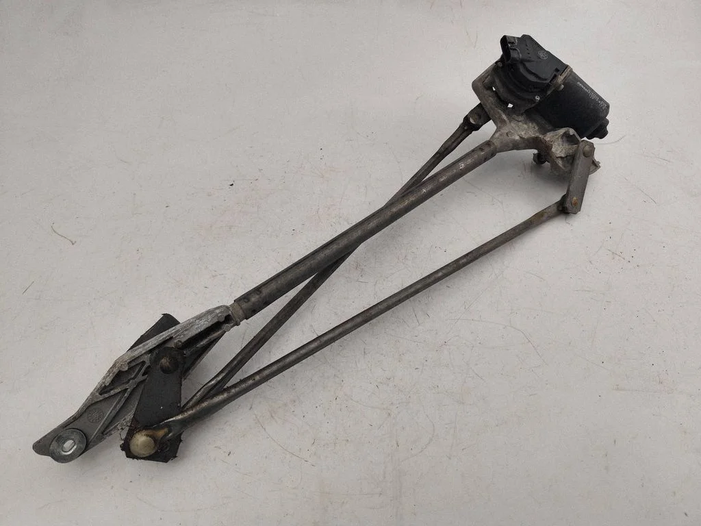 Front wiper linkage and motor 15147565