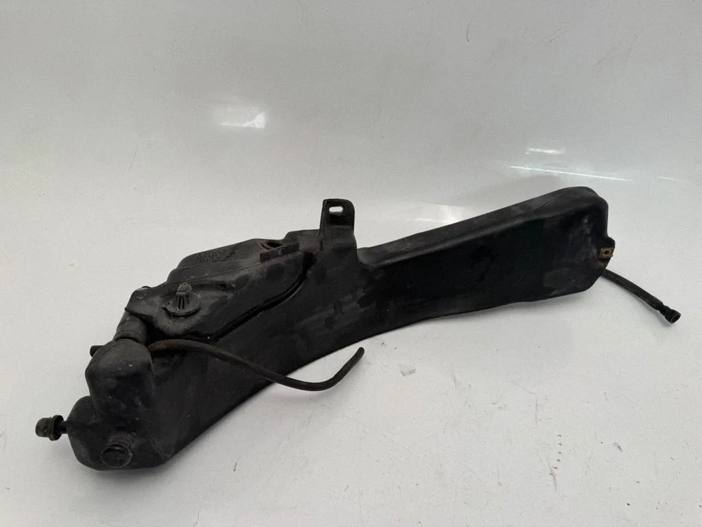 Windshield washer fluid reservoir/tank 99652870100