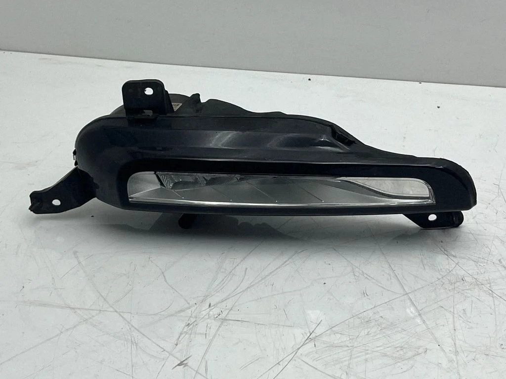 Esitule osa GJ3215200AA