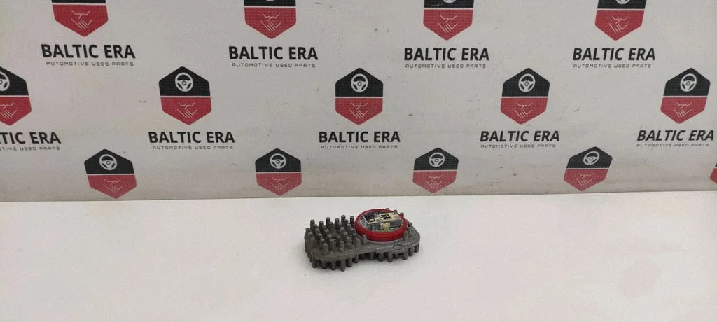 Esitule osa 1305715034