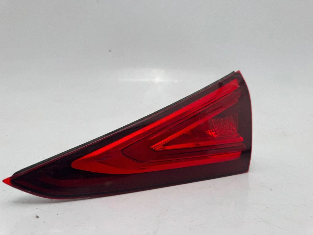 Tailgate rear/tail lights A2579064700