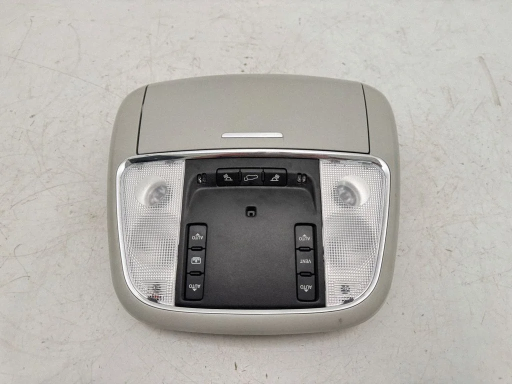 Front seat light 2115256