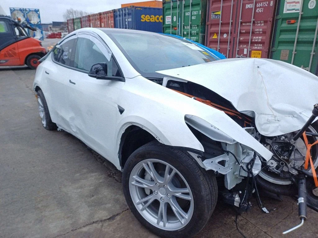 Tesla Tesla Model Y