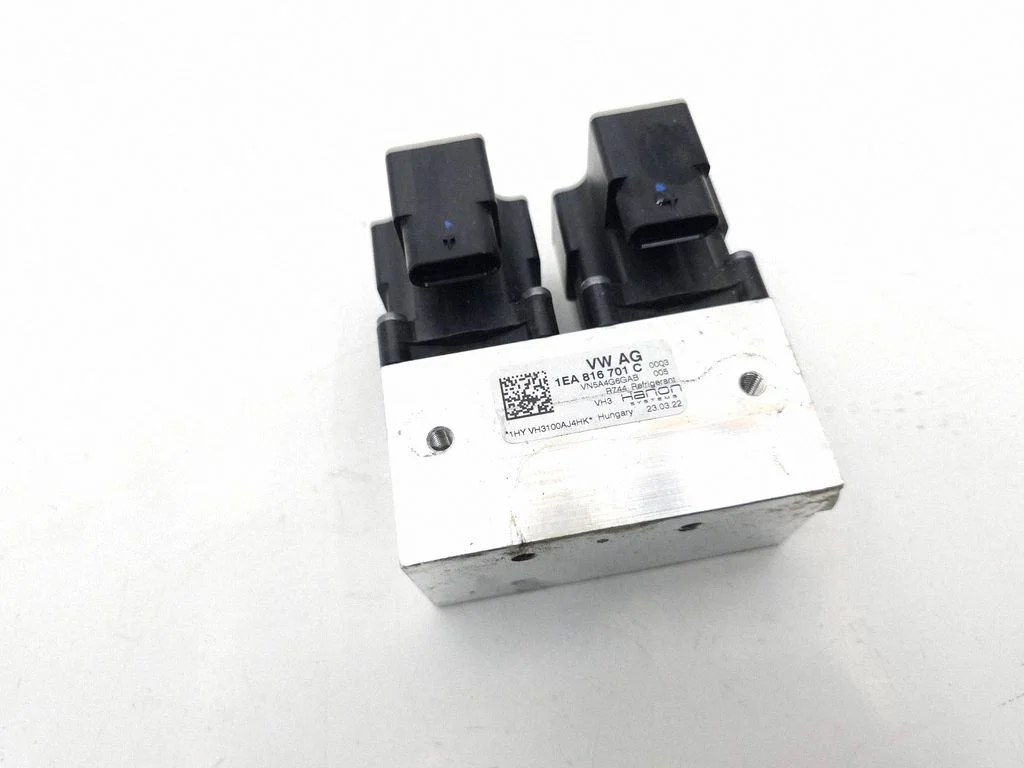 Air conditioning (A/C) expansion valve 1EA816701C