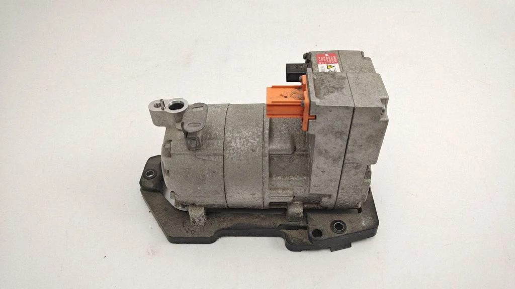 Air conditioning (A/C) compressor (pump) 1EA820807B