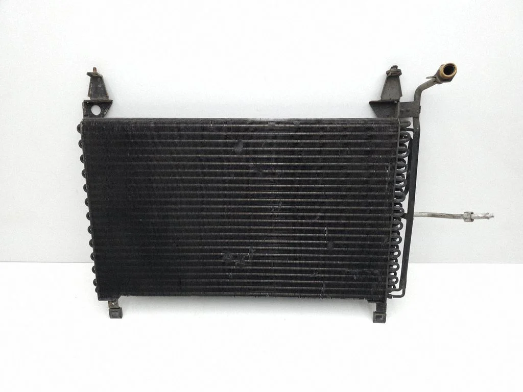 A/C cooling radiator (condenser) – Mercedes-Benz 280 560 W126 (1981-1991)