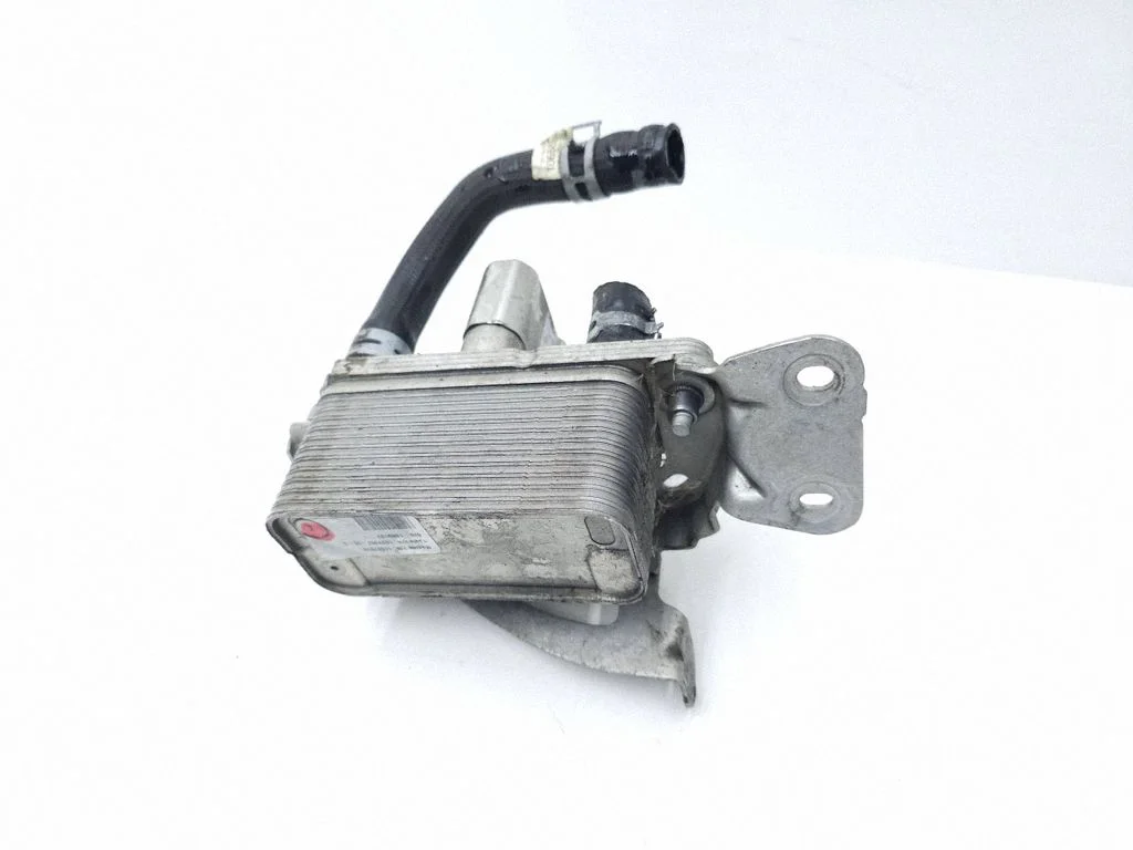 Kliimaseadme jahutusradiaator (kondensaator) – Tesla Model S (2012-)