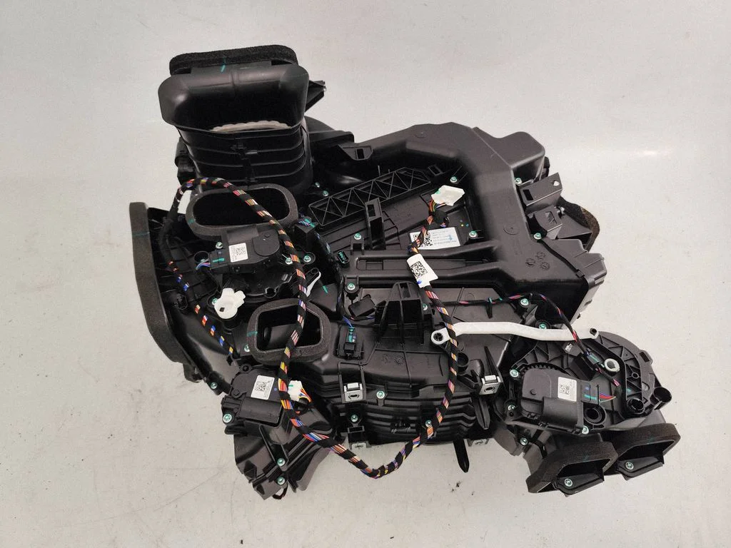Heater fan/blower – Tesla Model Y (2020-)