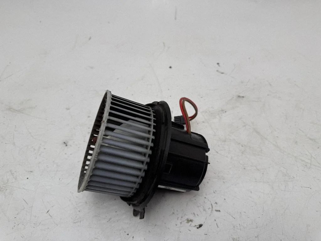 Heater fan/blower – Mercedes-Benz GLK-Class (X204) (2008-2016)