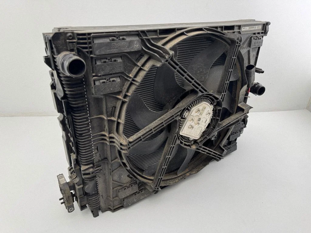 Jahutusvedeliku radiaator 1527231
