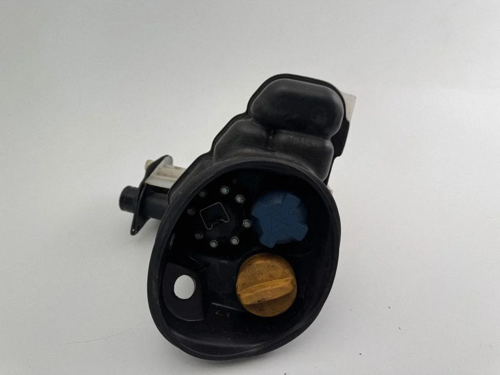 Coolant expansion tank/reservoir 99610604705