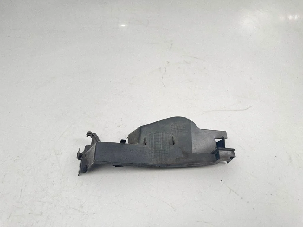 Kierownica powietrza chłodnicy A1568880138