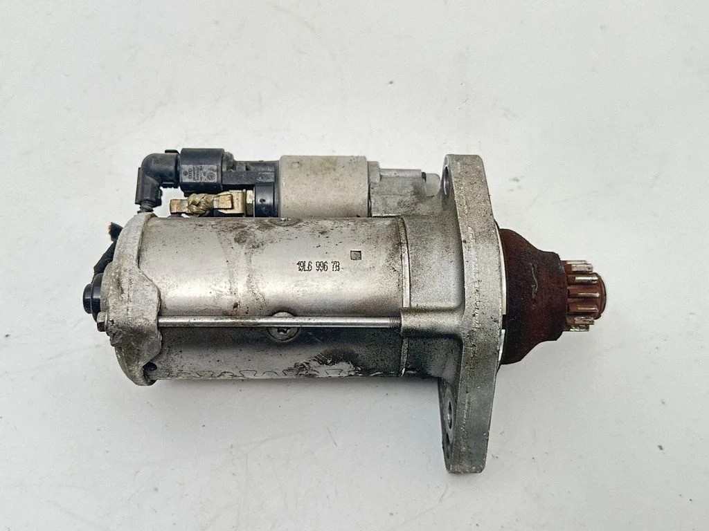 Starter motor 02Z911021K