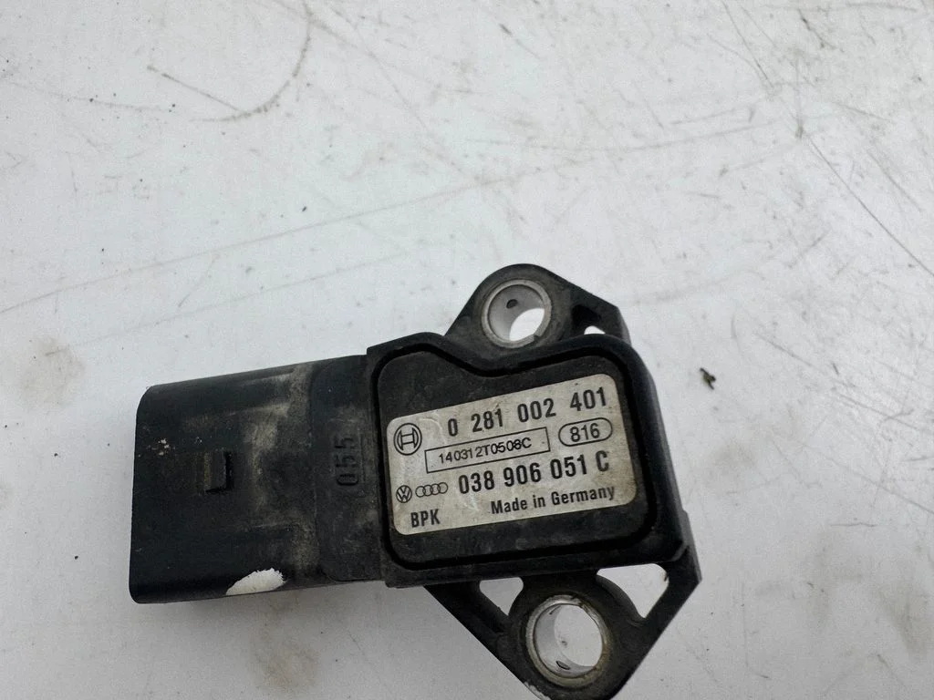 Air pressure sensor – Volkswagen Touareg II (2010-2018)