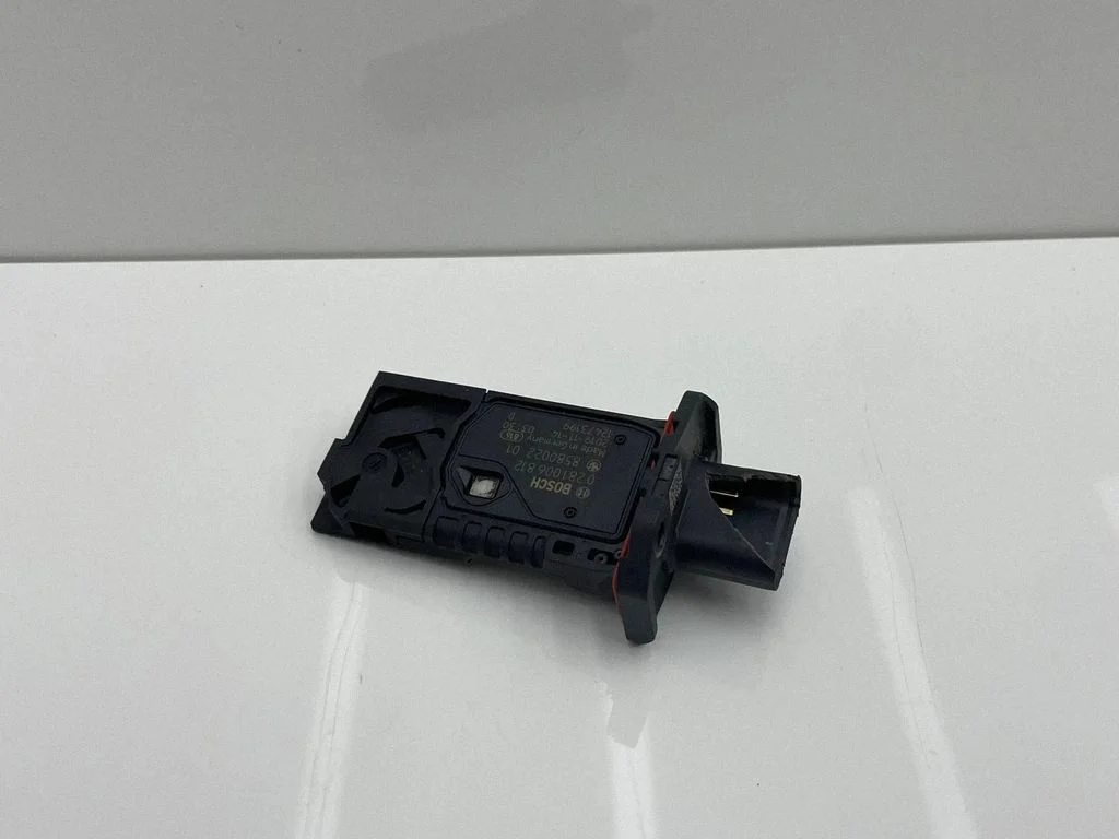 Mass air flow meter 8580022