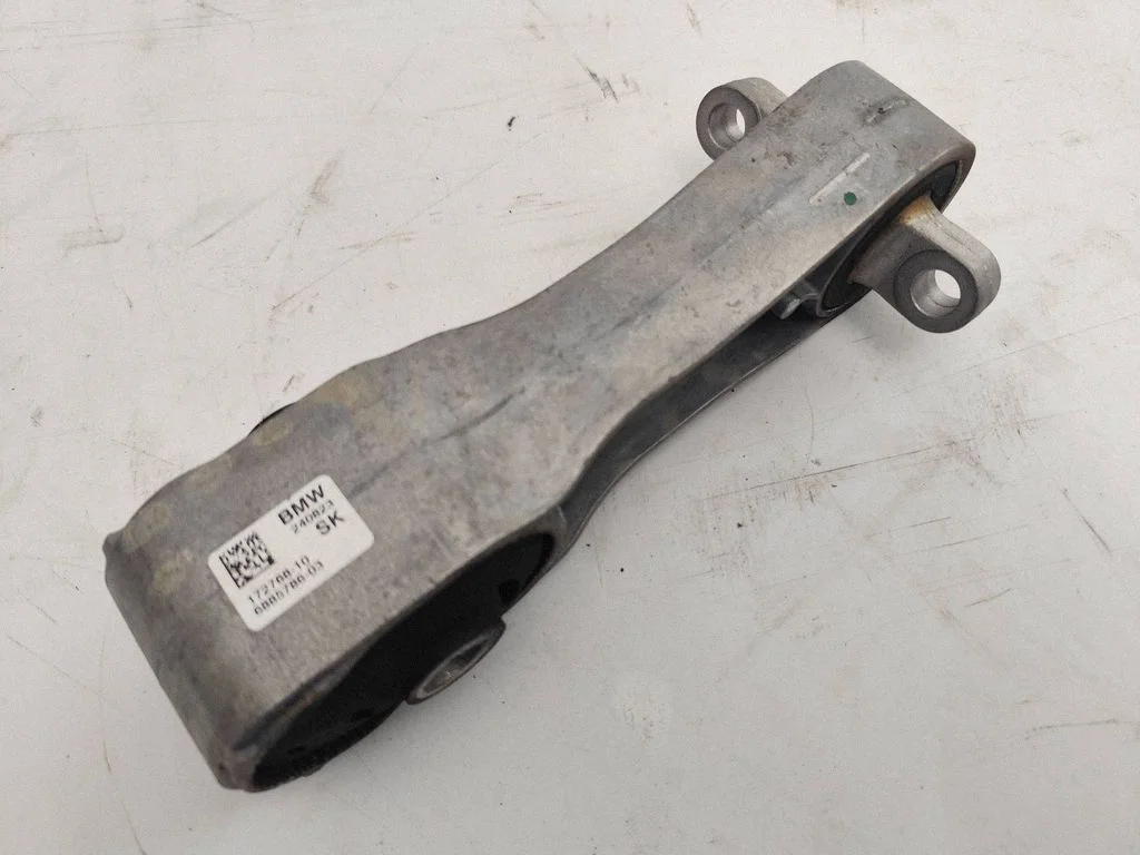 Engine mount bracket – Mini Cooper Countryman R60 (2011-2016)