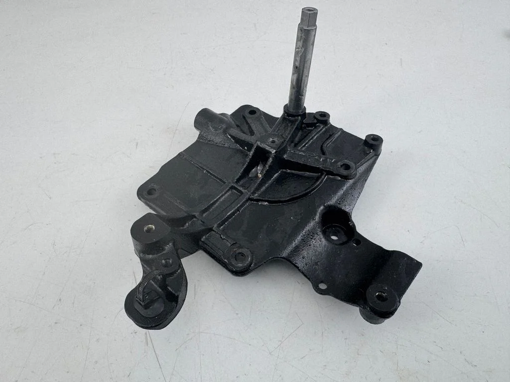 Generator/alternator bracket 46340747