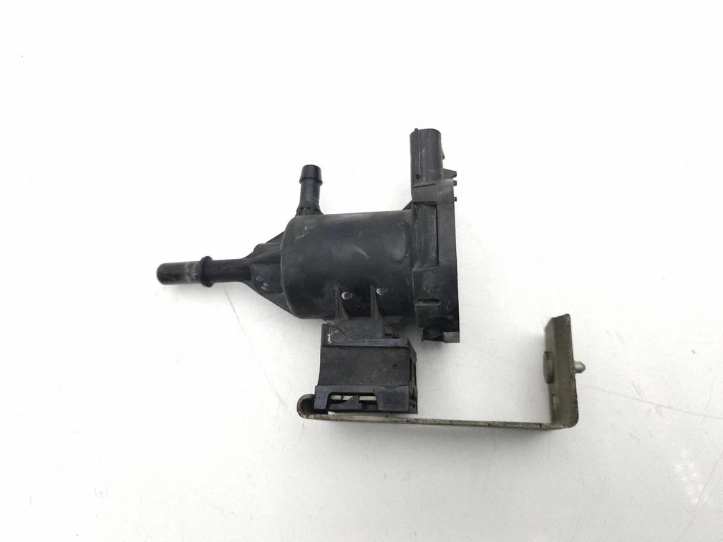 Vacuum valve A0014760532