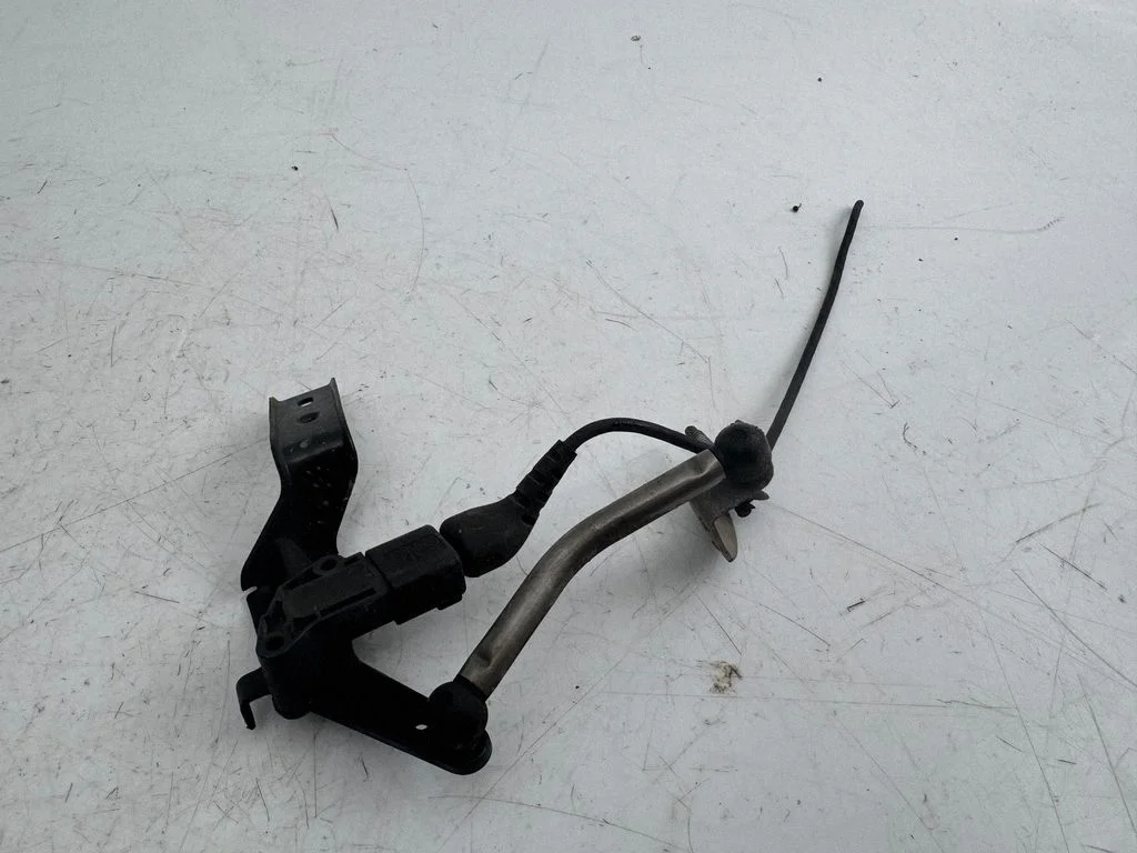 Headlight/headlamp level sensor 5QS907127