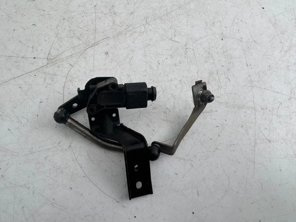 Headlight/headlamp level sensor 5QS907127