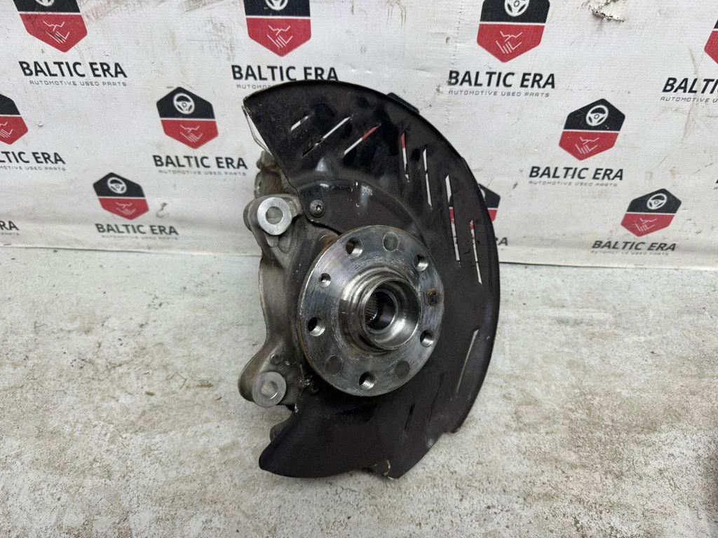 Front wheel hub 5WA407257C