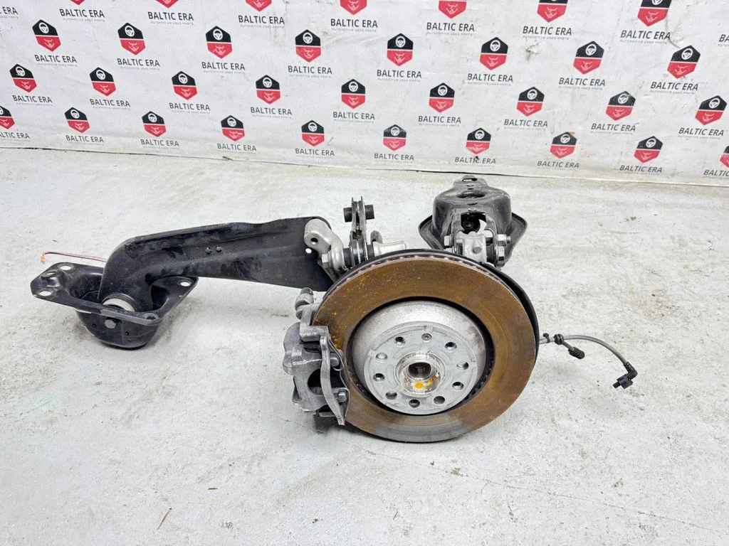 Rear wheel hub spindle/knuckle 5QS505436F