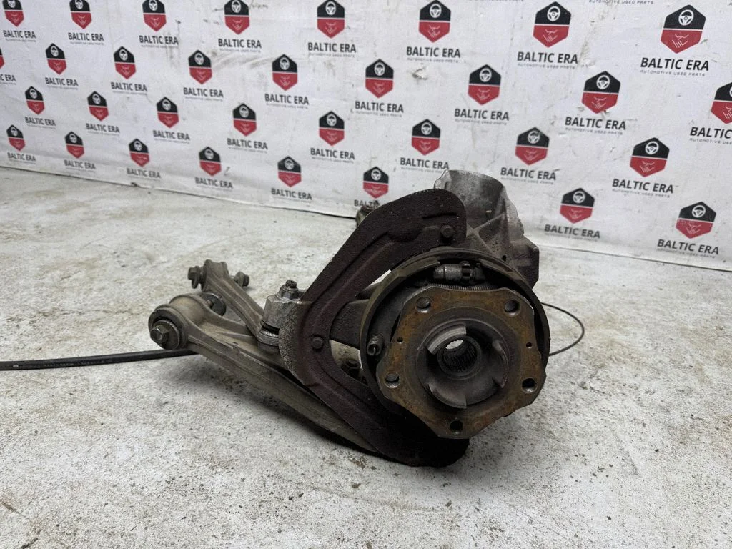 Rear wheel hub spindle/knuckle 98633165820
