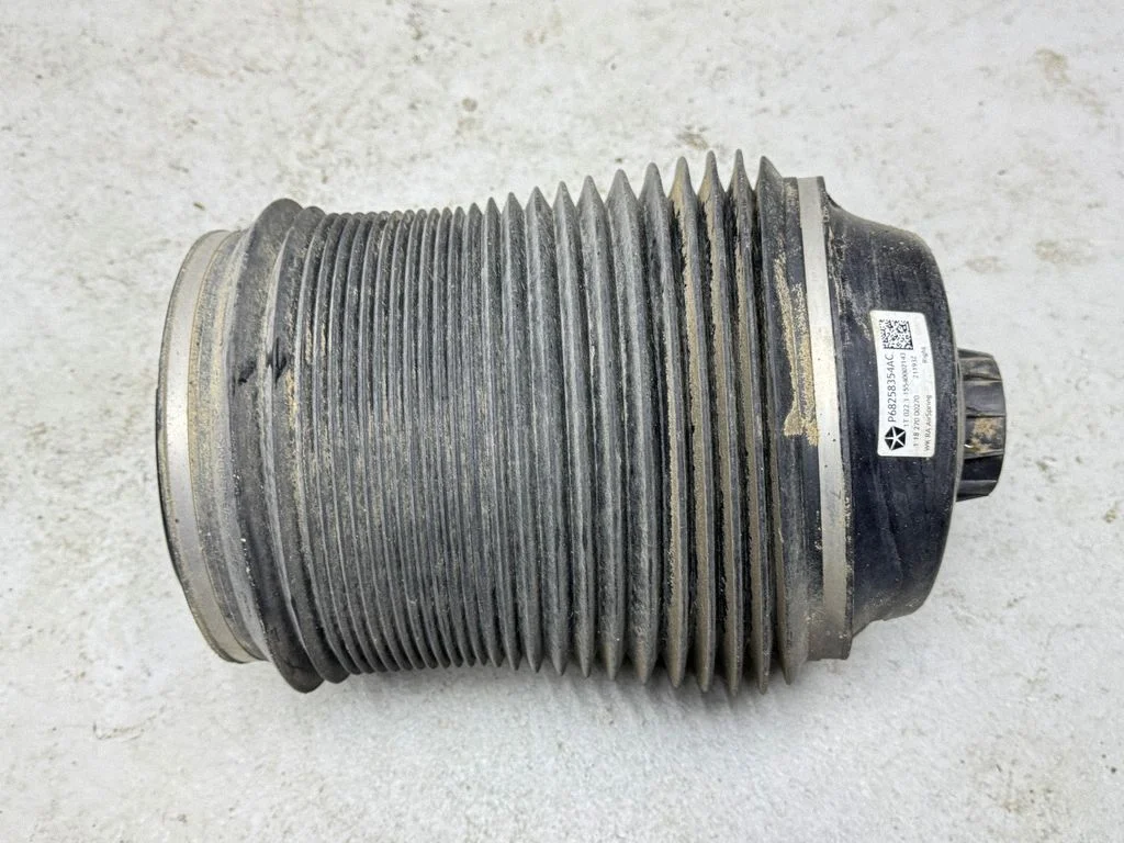 Rear air suspension bag/shock absorber P68258354AC