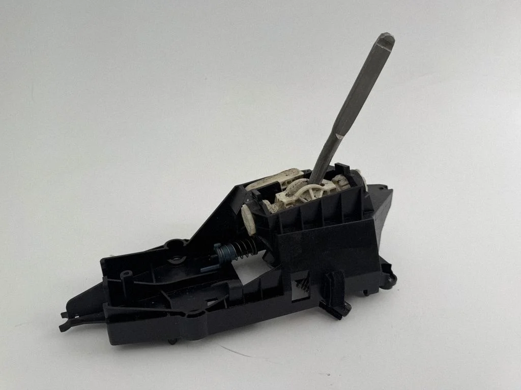 Gear selector mechanism 99642401004