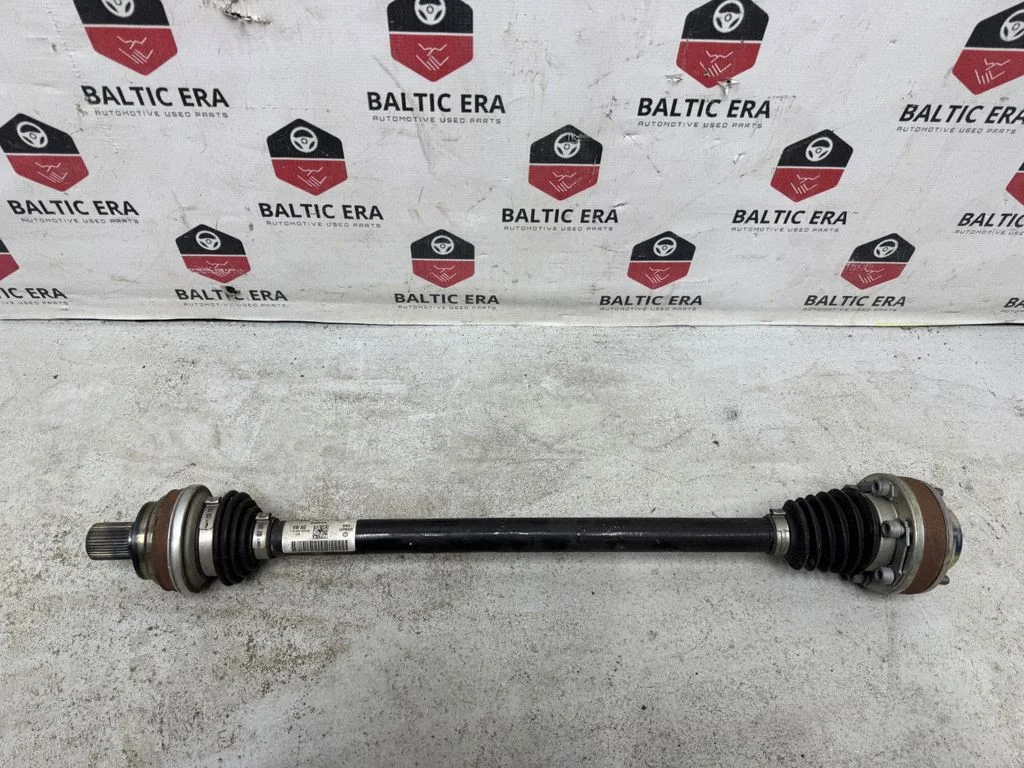 Rear driveshaft 3Q0501204B