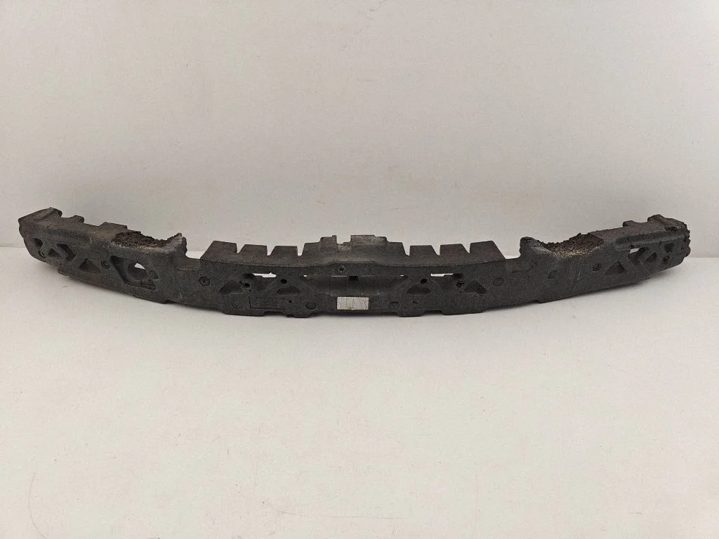 Esistange vahtpolstri tugi – BMW 5-seeria F10 F11 (2009-2016)