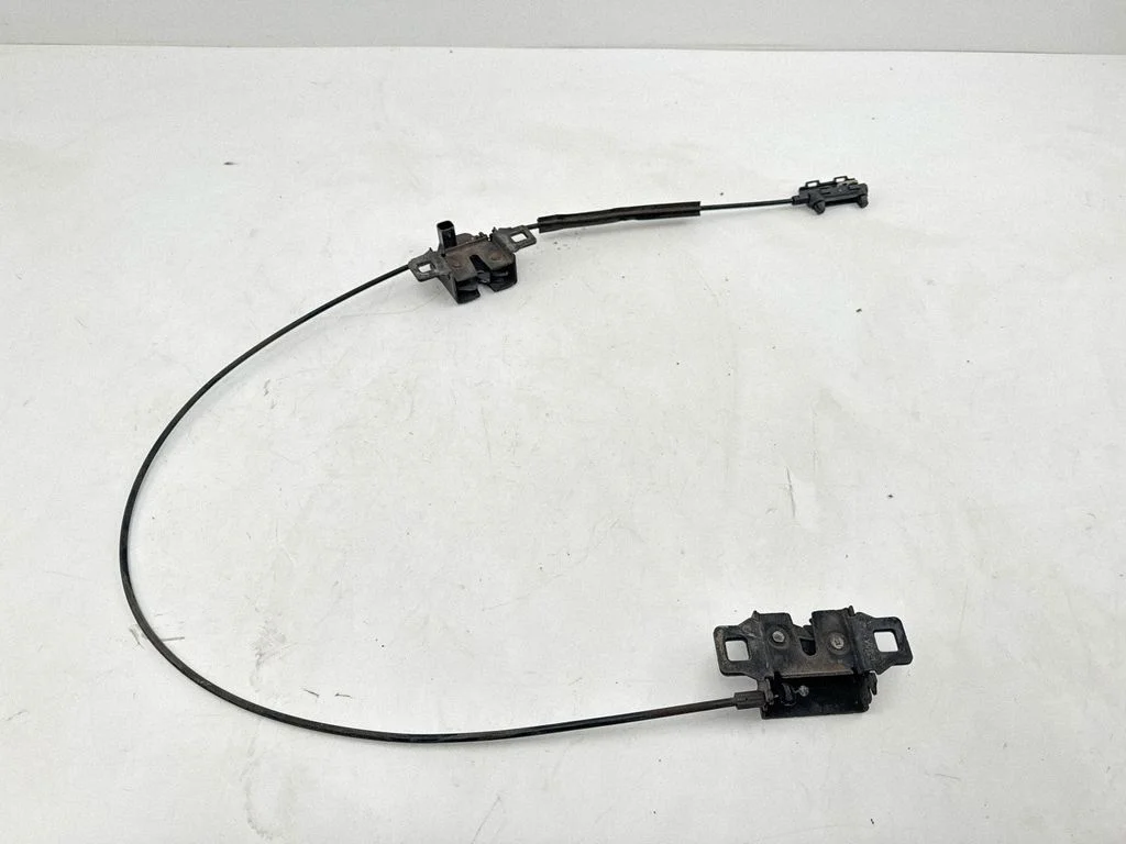 Engine bonnet/hood lock/catch – Land Rover Range Rover Sport L494 (2013-)