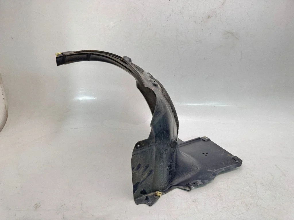Front wheel arch liner splash guards 7340928