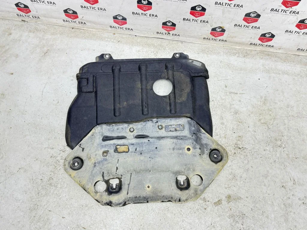 Engine splash shield/under tray 68191341AB