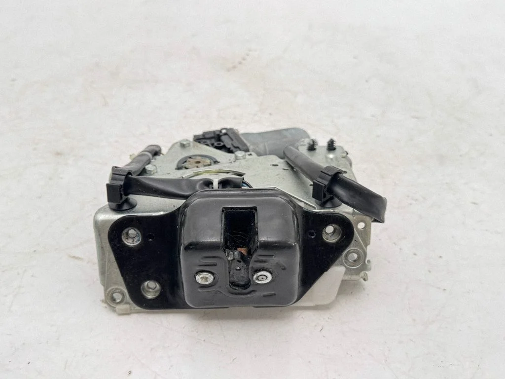 Tailgate/trunk/boot lock/catch/latch A9561340A
