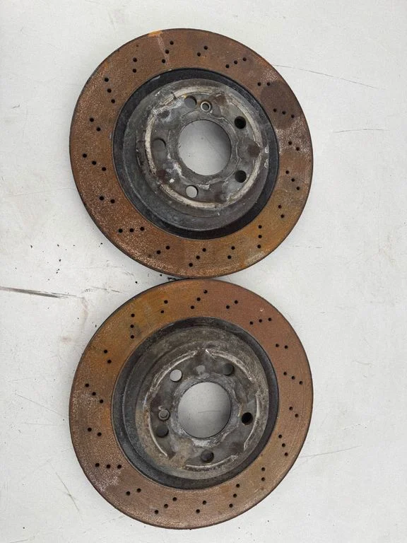 Tagumine piduriketas