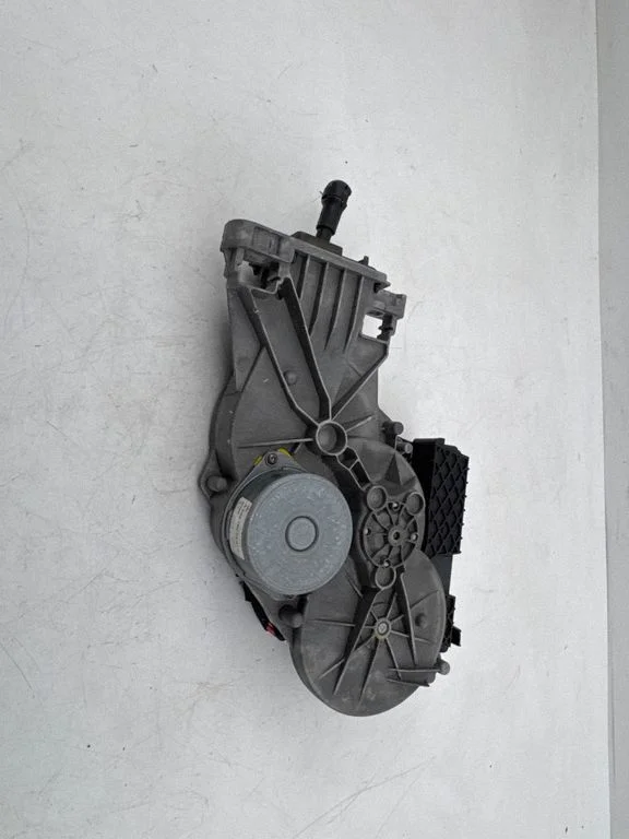 Tailgate/trunk/boot lift motor A0997602601