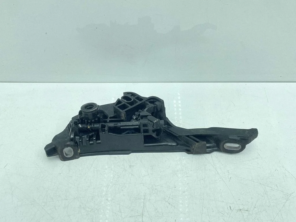Tailgate/trunk/boot lift motor 7390421