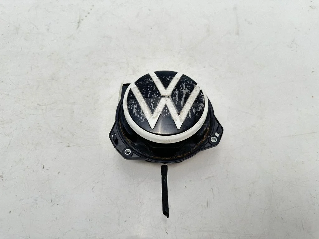 Tagaluugi avamiskäepide (kaameraga) – Volkswagen ID.3 (2019-)