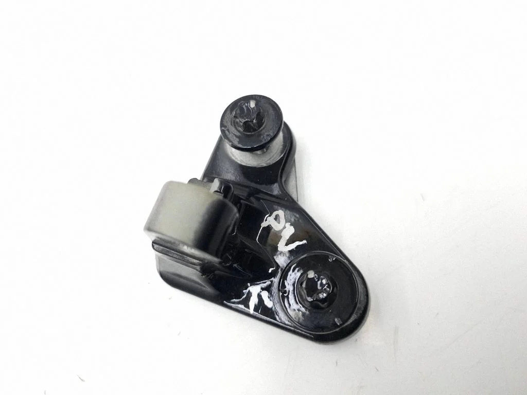 Front door upper hinge A2317200537